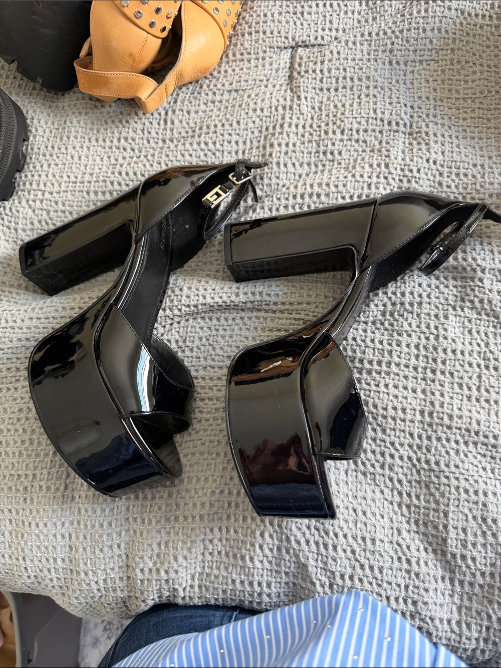 Black Patent Platform Block Heel Sandals - Unbranded